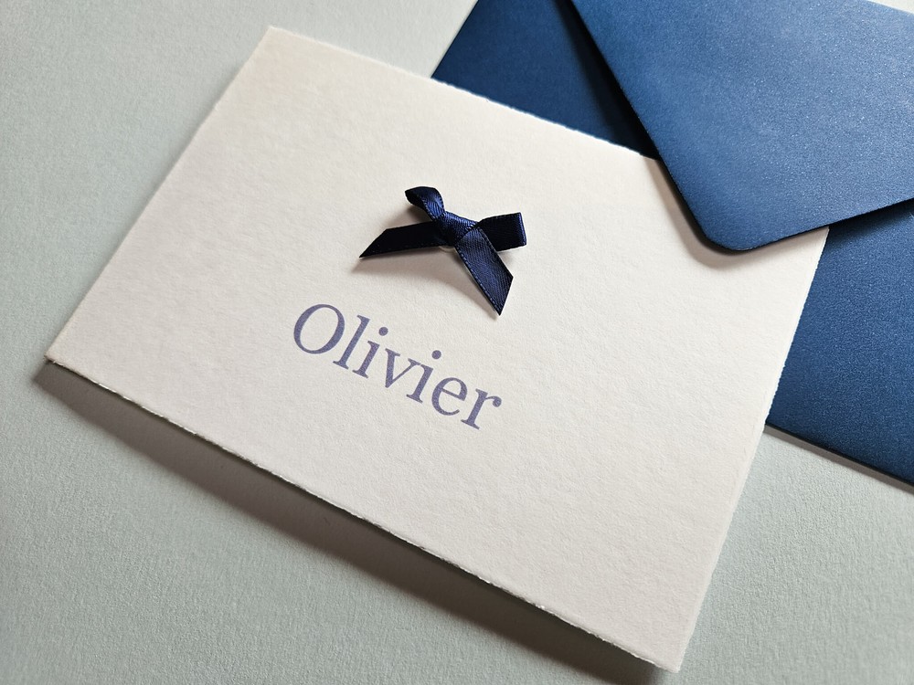 Klassiek geboortekaartje Oud Hollands papier Olivier
