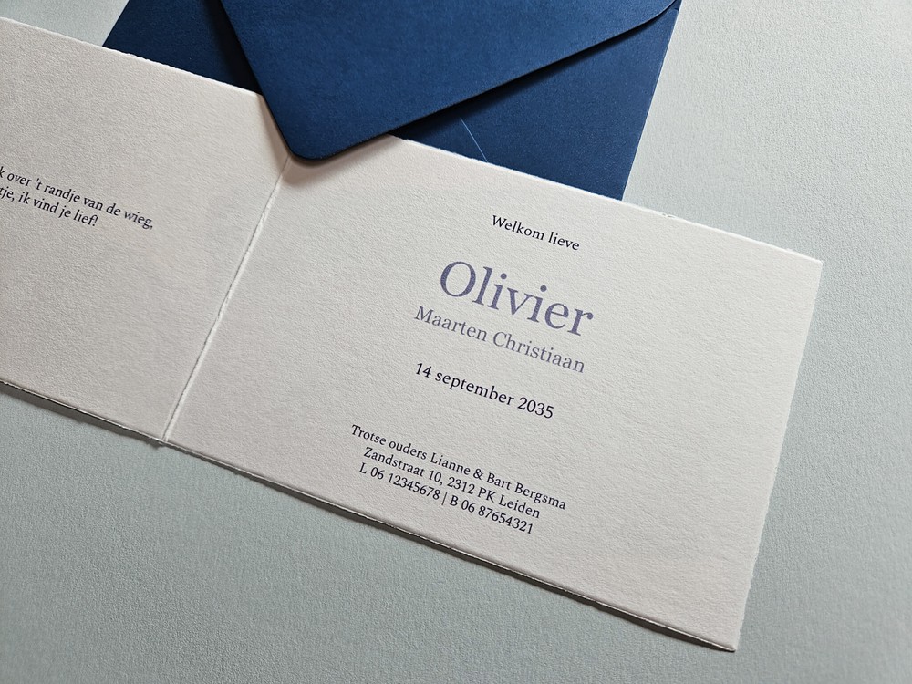 Klassiek geboortekaartje Oud Hollands papier Olivier